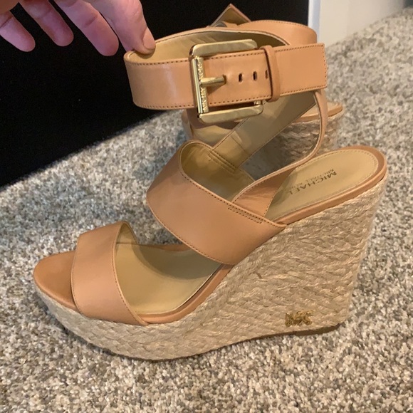 Michael Kors Wedges - Picture 3 of 6